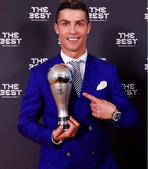 Cristiano Ronaldo é eleito o melhor jogador do mundo