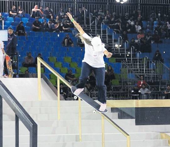 A skatista Pamela Rosa durante uma competição. Foto: Instagram/ Reprodução.