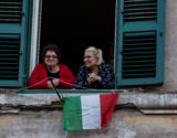 Italia-Canto-Janelas-Coronavirus-Getty