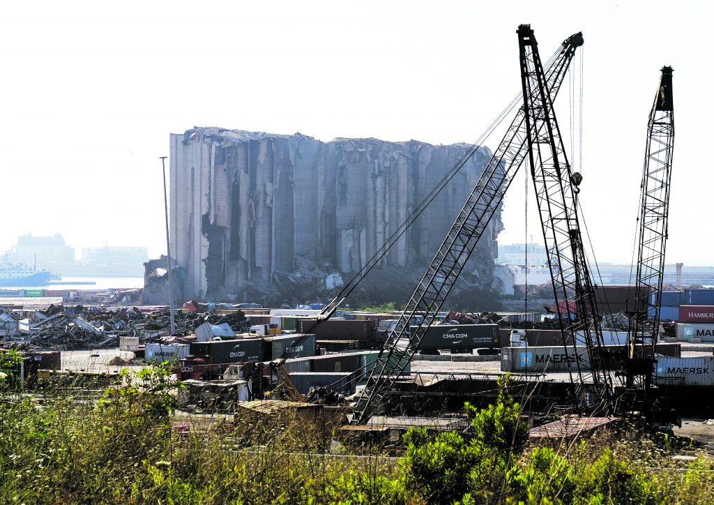 desabamento silo no Líbano 191