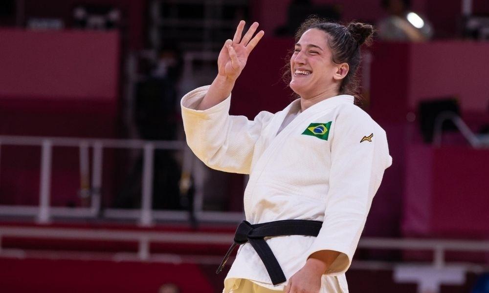 Mayra Aguiar leva ouro no judô e vira tricampeã mundial