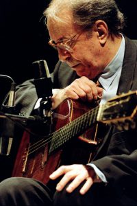 João_Gilberto-By Tuca Vieira from São Paulo, Brazil - portrait005, CC BY-SA 2.0, https-::commons.wikimedia.org:w:index.php?curid=2341089