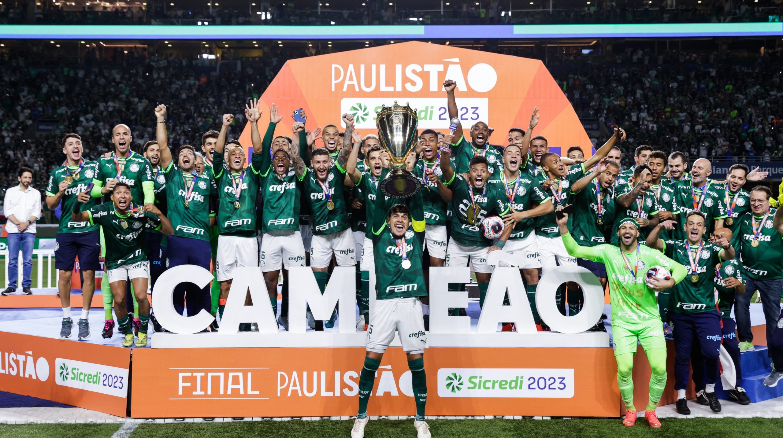 Palmeiras goleia São Paulo e é campeão! Veja a final do Paulistão 2022 em  imagens - Esportes - R7 Lance