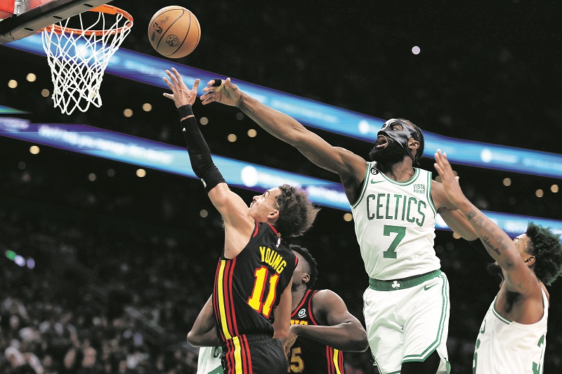 Preços baixos em Boston Celtics Bolas de Basquete autografadas-NBA