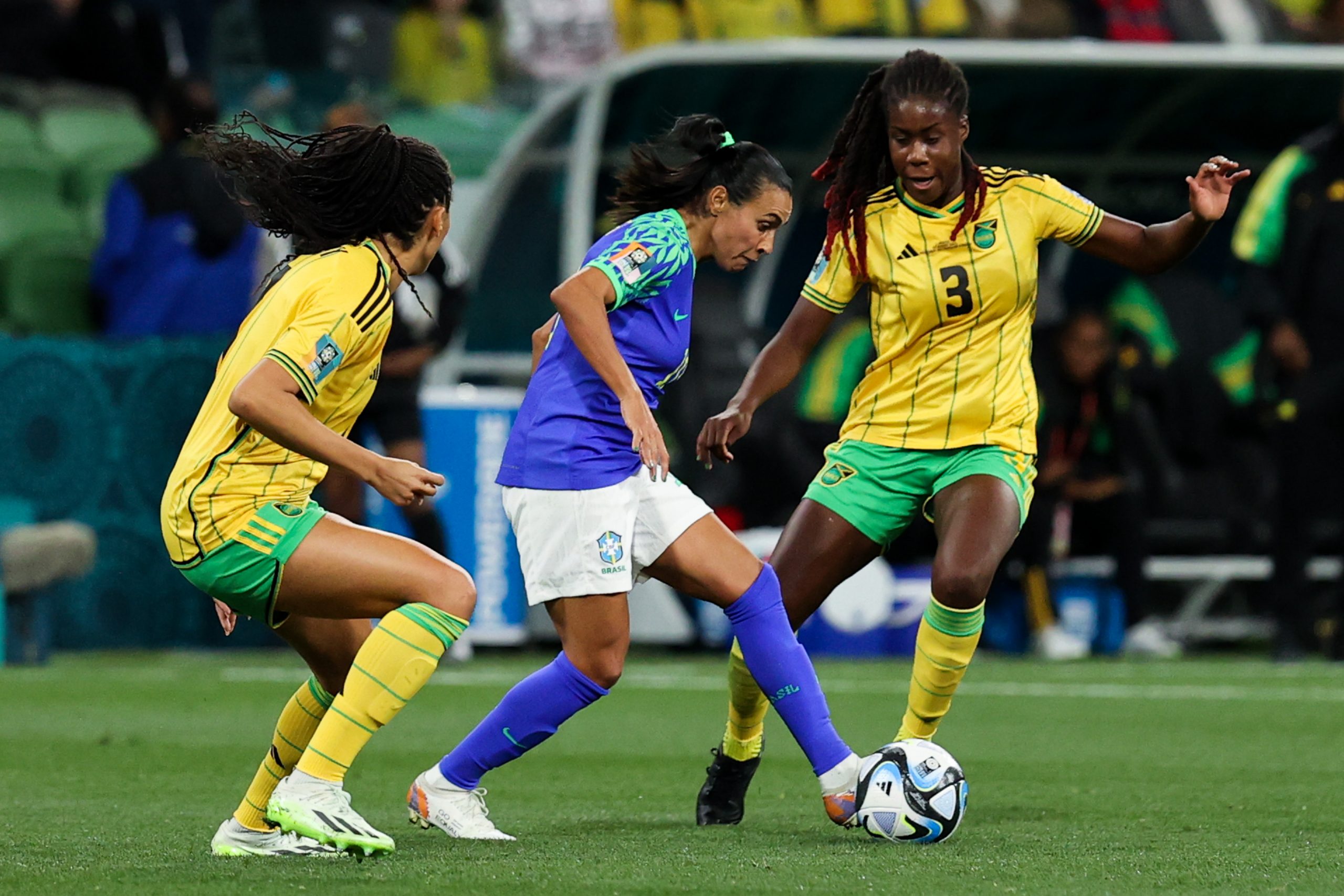 Brasil vai jogar contra França e Jamaica na Copa do Mundo feminina de  futebol